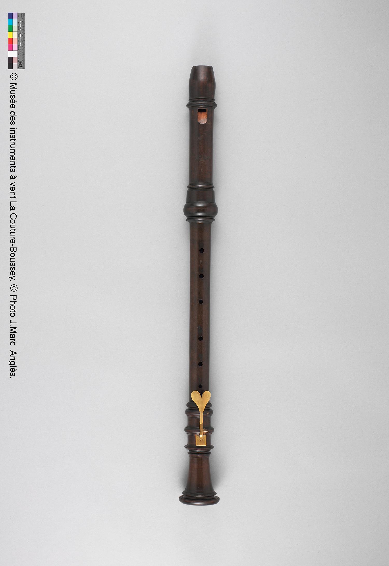 Flûte à bec ténor inv. 5